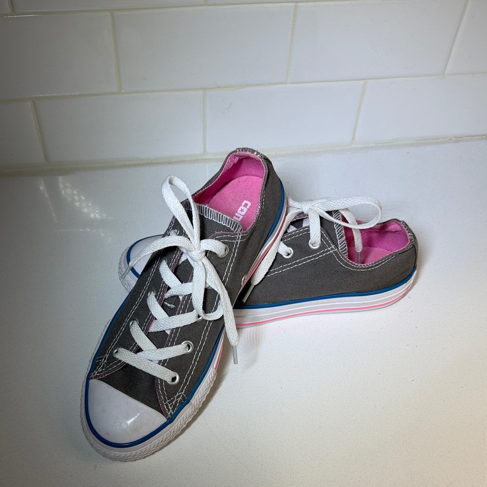 Converse All Stars Kids in Gray and Pink